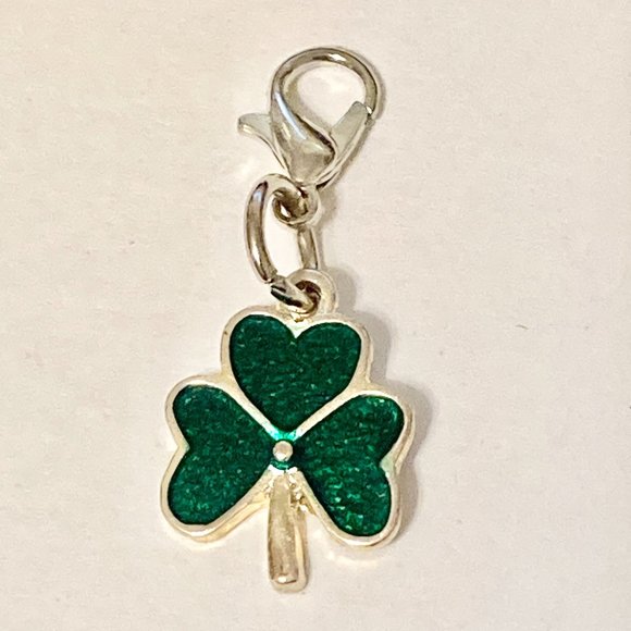 Irish Green Shamrock Enamel Charm Clip On Zipper Pull Purse Silver Tone Backpack - Picture 1 of 5